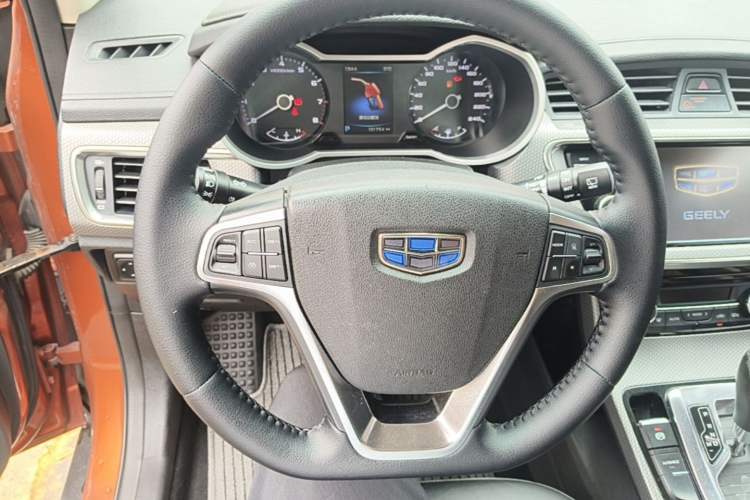 Used Geely Auto Emgrand GS 2016 Elegant Edition 1.3T Automatic ZhenShang Model Steering Wheel