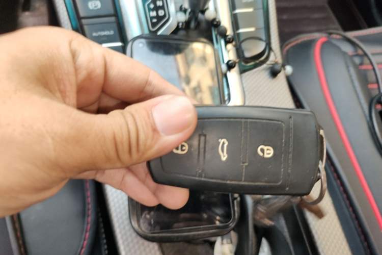 Used Geely Auto Emgrand GS 2016 Sport Edition 1.8L Automatic LingShang Model Vehicle Key