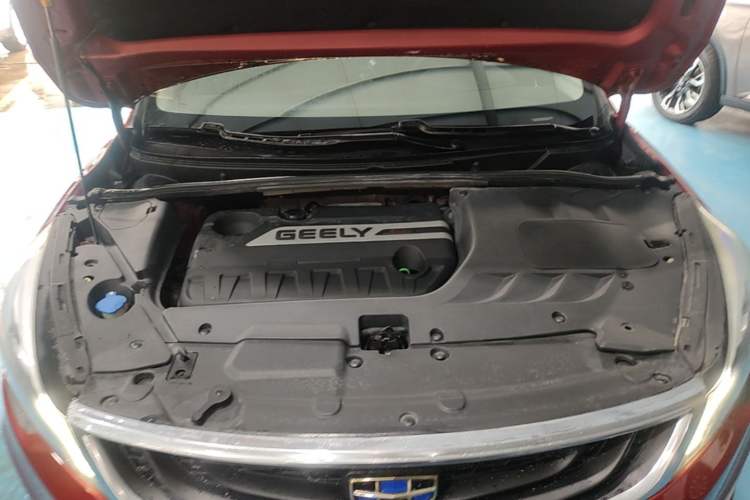 Used Geely Auto Emgrand GS 2016 Sport Edition 1.3T Automatic LingShang Model Engine Bay