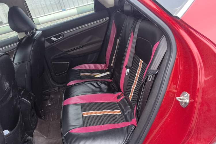 Used Geely Auto Emgrand GS 2016 Sport Edition 1.3T Automatic ZhenShang Model Left Rear Seat