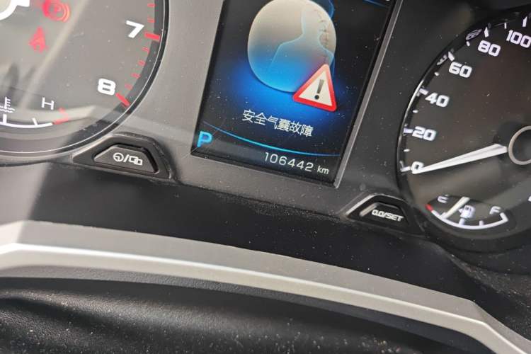 Used Geely Auto Emgrand GS 2016 Sport Edition 1.3T Automatic LingShang Model Odometer Close Up