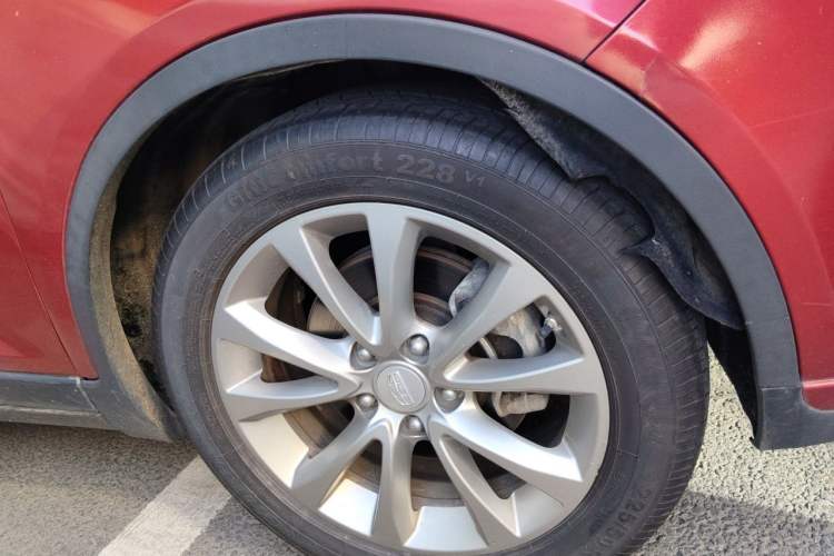 Used Geely Auto Emgrand GS 2016 Elegant Edition 1.8L Manual LingShang Model Right Front Wheel Hub