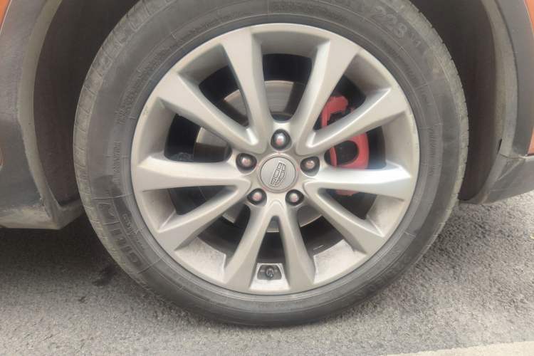 Used Geely Auto Emgrand GS 2016 Sport Edition 1.3T Automatic LingShang Model Right Front Wheel Hub
