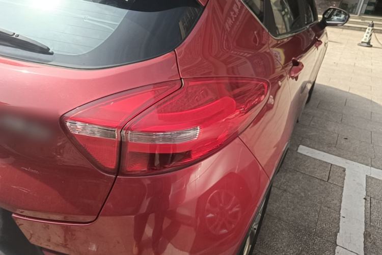 Used Geely Auto Emgrand GS 2016 Sport Edition 1.8L Automatic LingShang Model Right Rear Taillight