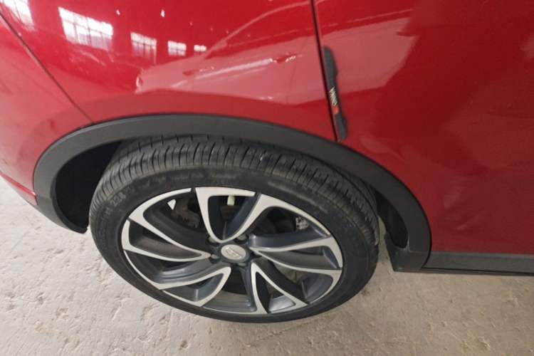 Used Geely Auto Emgrand GS 2016 Elegant Edition 1.3T Automatic ZhenShang Model Right Rear Wheel Hub