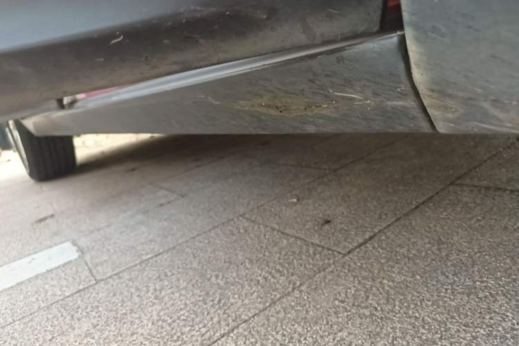 Used Geely Auto Emgrand GS 2016 Sport Edition 1.8L Automatic LingShang Model Right Side Sill