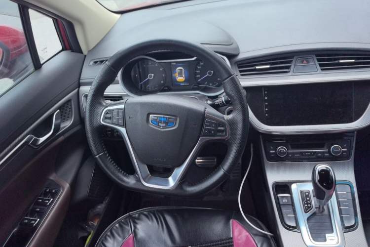 Used Geely Auto Emgrand GS 2016 Sport Edition 1.3T Automatic ZhenShang Model Steering Wheel