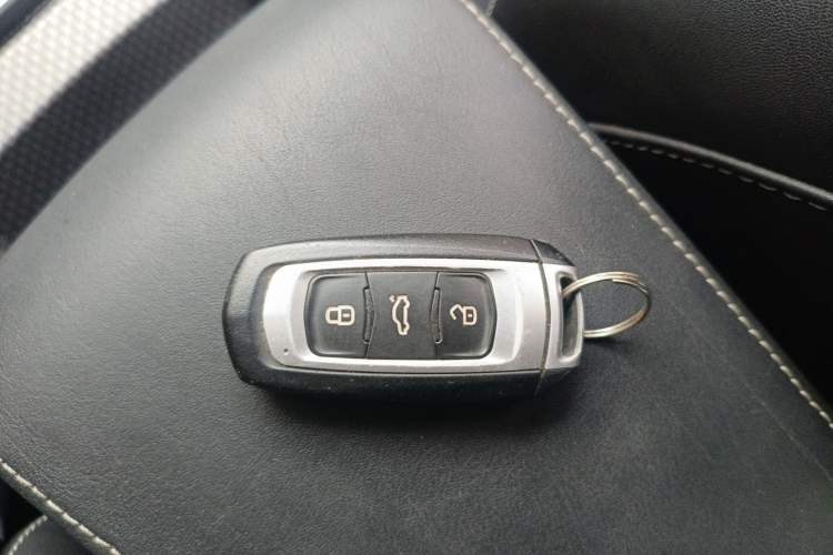 Used Geely Auto Emgrand GS 2016 Sport Edition 1.3T Automatic LingShang Model Vehicle Key