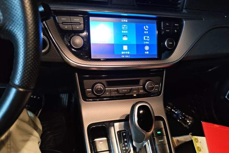 Used Geely Auto Emgrand GS 2016 Elegant Edition 1.8L Automatic LingShang Model Audio And AC Panel