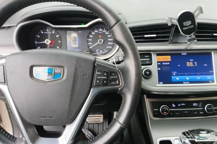 Used Geely Auto Emgrand GS 2016 Sport Edition 1.3T Automatic LingShang Model Center Console