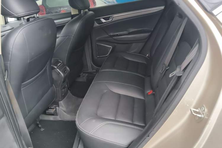 Used Geely Auto Emgrand GS 2016 Sport Edition 1.3T Automatic LingShang Model Left Rear Seat