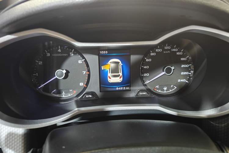 Used Geely Auto Emgrand GS 2016 Elegant Edition 1.3T Automatic LingShang Model Odometer Close Up
