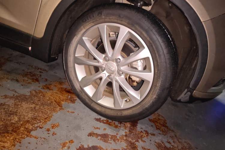 Used Geely Auto Emgrand GS 2016 Elegant Edition 1.8L Automatic LingShang Model Right Front Wheel Hub