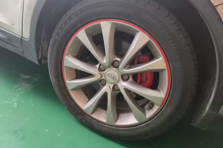 Used Geely Auto Emgrand GS 2016 Sport Edition 1.3T Manual LingShang Model Right Front Wheel Hub