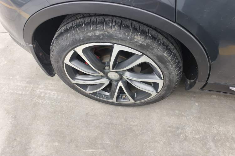 Used Geely Auto Emgrand GS 2016 Sport Edition 1.3T Automatic ZhenShang Model Right Rear Wheel Hub