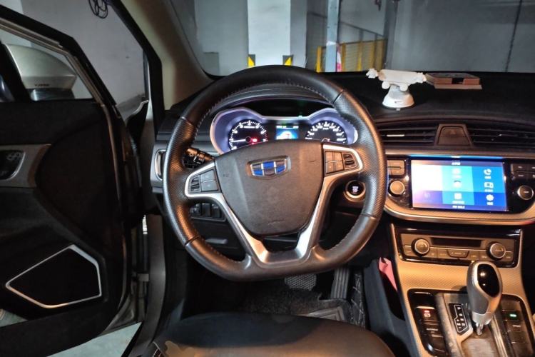 Used Geely Auto Emgrand GS 2016 Elegant Edition 1.8L Automatic LingShang Model Steering Wheel