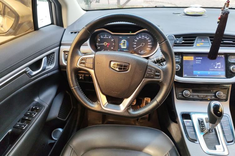 Used Geely Auto Emgrand GS 2016 Sport Edition 1.8L Automatic LingShang Model Steering Wheel