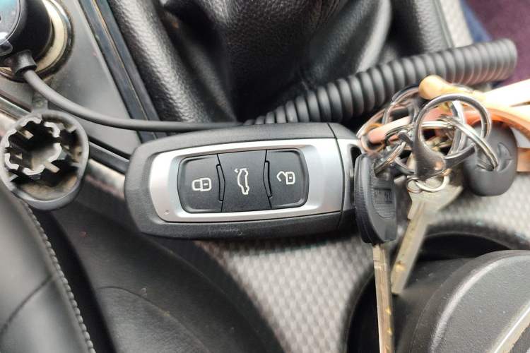Used Geely Auto Emgrand GS 2016 Sports Edition 1.8L Manual LingShang Model Vehicle Key