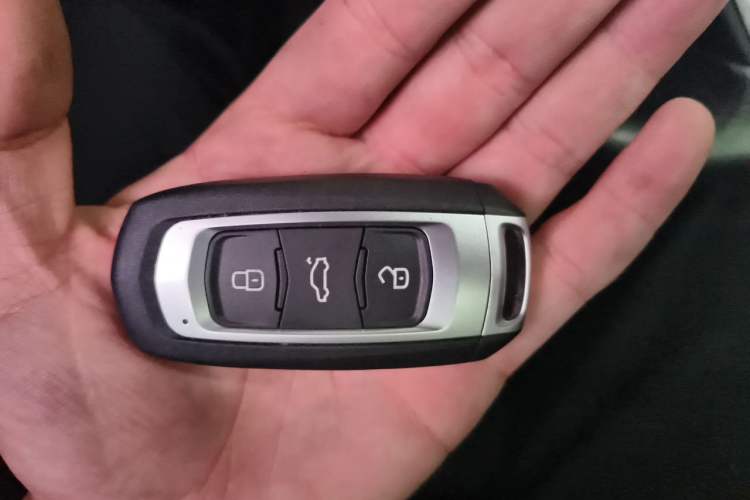 Used Geely Auto Emgrand GS 2016 Sport Edition 1.3T Manual LingShang Model Vehicle Key