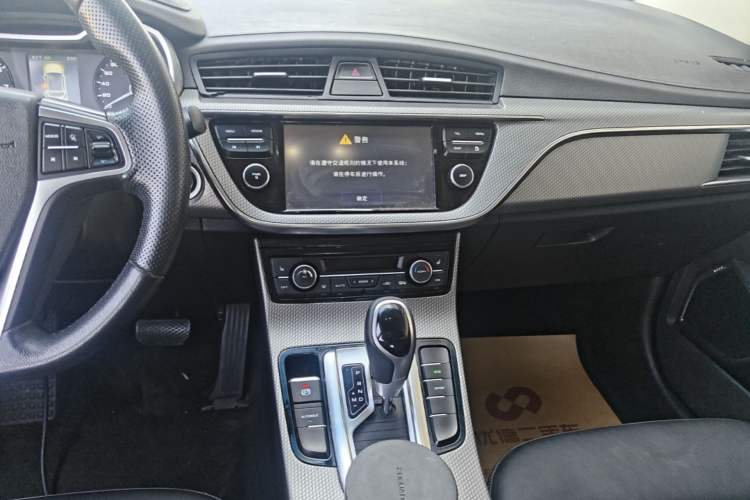 Used Geely Auto Emgrand GS 2016 Elegant Edition 1.3T Automatic ZhenShang Model Audio And AC Panel