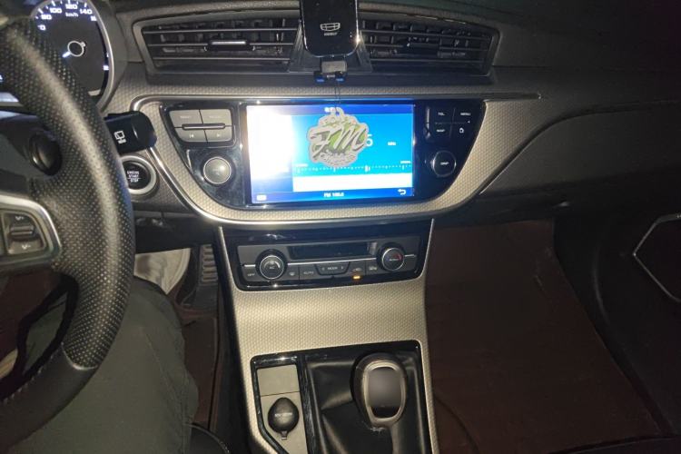 Used Geely Auto Emgrand GS 2016 Sports Edition 1.8L Manual LingShang Model Audio And AC Panel