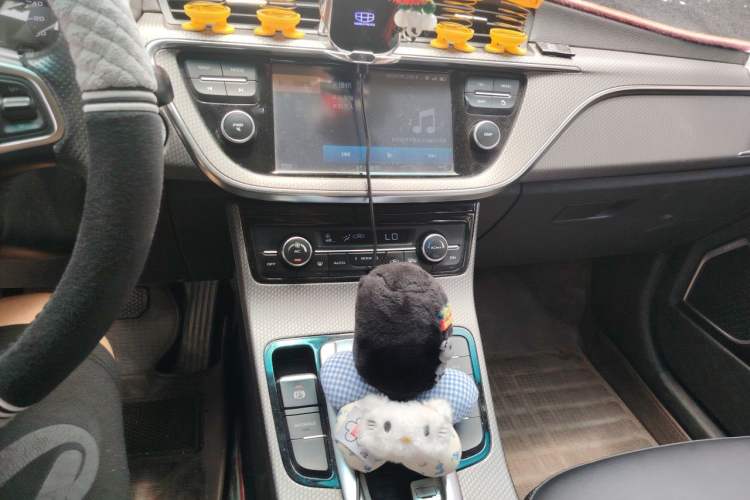 Used Geely Auto Emgrand GS 2016 Sport Edition 1.3T Automatic LingShang Model Audio And AC Panel