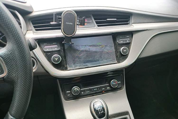 Used Geely Auto Emgrand GS 2016 Elegant Edition 1.3T Manual LingShang Model Audio And AC Panel