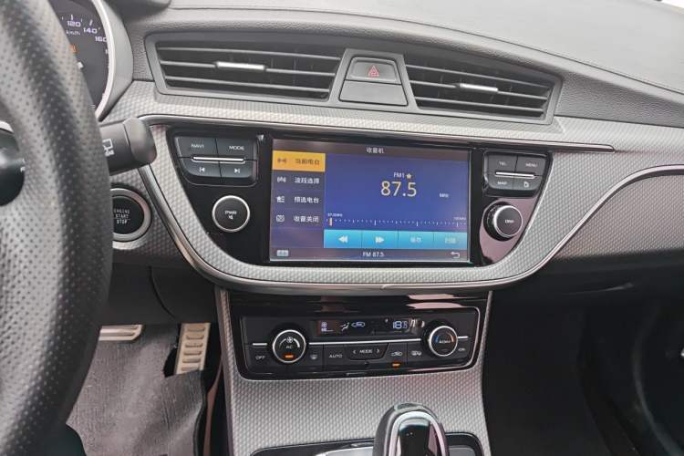 Used Geely Auto Emgrand GS 2016 Sport Edition 1.3T Automatic LingShang Model Audio And AC Panel