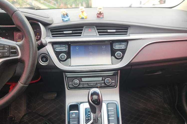 Used Geely Auto Emgrand GS 2016 Elegant Edition 1.8L Automatic LingShang Model Audio And AC Panel