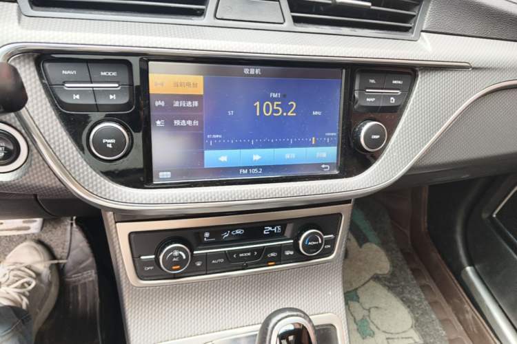 Used Geely Auto Emgrand GS 2016 Elegant Edition 1.8L Automatic LingShang Model Audio And AC Panel