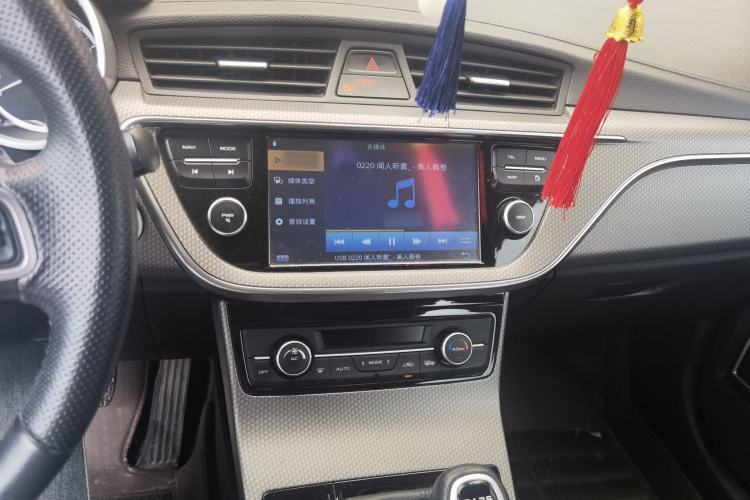 Used Geely Auto Emgrand GS 2016 Elegant Edition 1.3T Manual LingShang Model Audio And AC Panel
