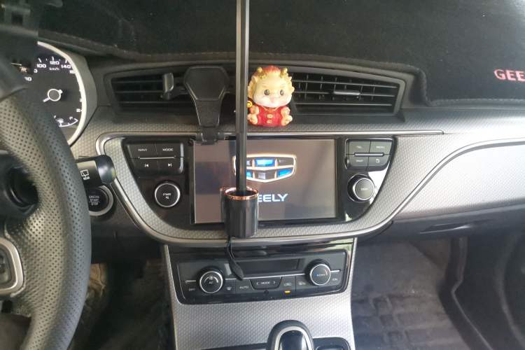 Used Geely Auto Emgrand GS 2016 Sport Edition 1.3T Automatic LingShang Model Audio And AC Panel