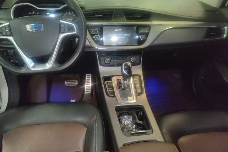 Used Geely Auto Emgrand GS 2016 Sport Edition 1.3T Automatic ZhenShang Model Audio And AC Panel