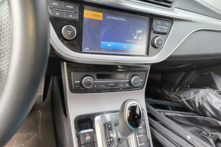 Used Geely Auto Emgrand GS 2016 Sport Edition 1.3T Automatic LingShang Model Audio And AC Panel