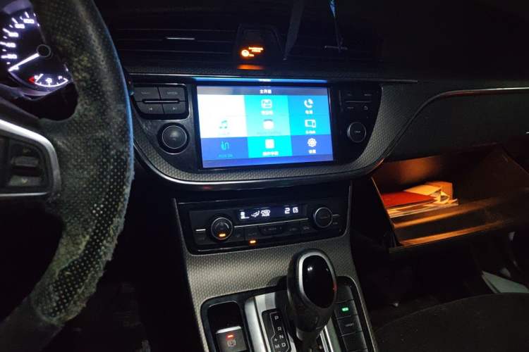 Used Geely Auto Emgrand GS 2016 Sport Edition 1.8L Automatic LingShang Model Audio And AC Panel