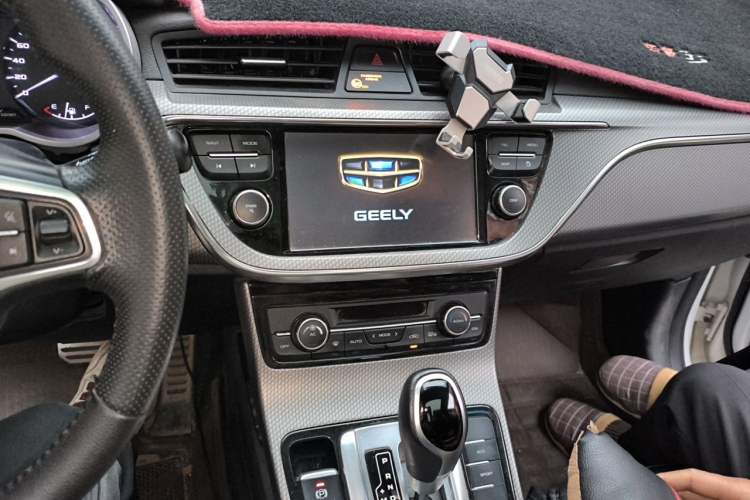 Used Geely Auto Emgrand GS 2016 Sport Edition 1.3T Automatic LingShang Model Audio And AC Panel