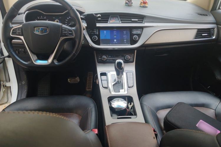Used Geely Auto Emgrand GS 2016 Sport Edition 1.3T Automatic ZhenShang Model Center Console