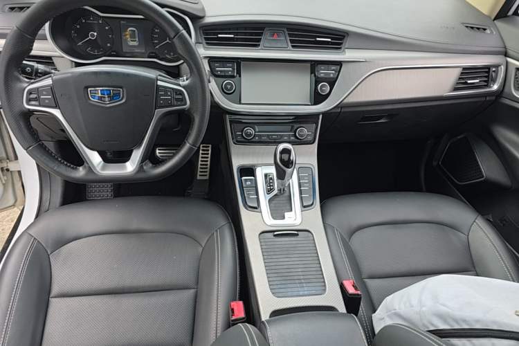 Used Geely Auto Emgrand GS 2016 Sport Edition 1.3T Automatic LingShang Model Center Console