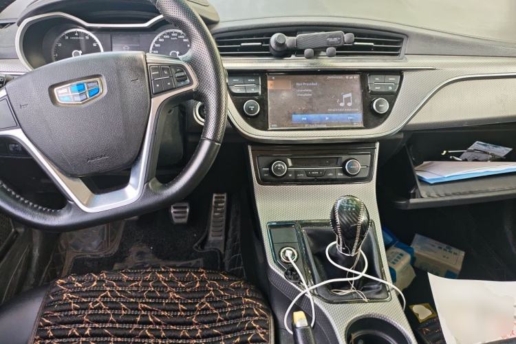 Used Geely Auto Emgrand GS 2016 Sports Edition 1.8L Manual LingShang Model Center Console