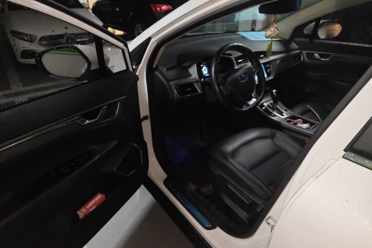 Used Geely Auto Emgrand GS 2016 Elegant Edition 1.8L Automatic LingShang Model Driver Seat