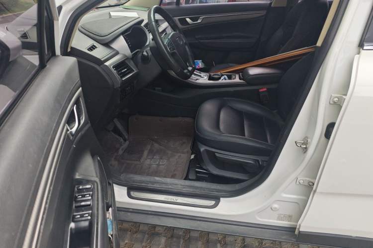 Used Geely Auto Emgrand GS 2016 Elegant Edition 1.3T Automatic LingShang Model Driver Seat