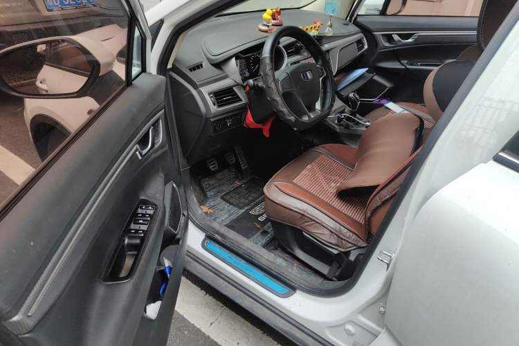 Used Geely Auto Emgrand GS 2016 Sport Edition 1.3T Manual LingShang Model Driver Seat