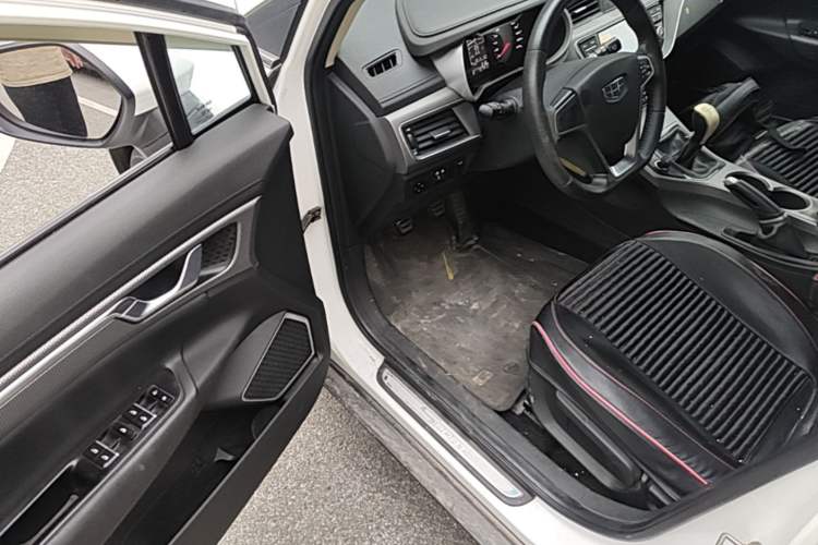 Used Geely Auto Emgrand GS 2016 Sport Edition 1.3T Manual LingShang Model Driver Seat