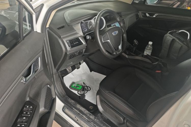Used Geely Auto Emgrand GS 2016 Sports Edition 1.8L Manual LingShang Model Driver Seat