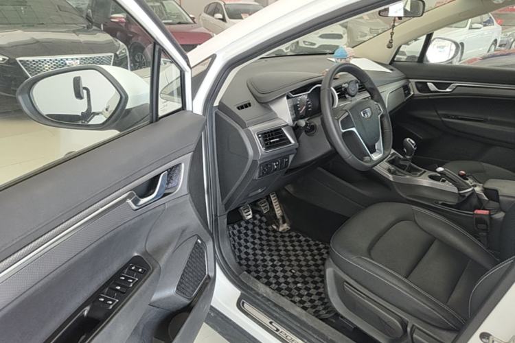 Used Geely Auto Emgrand GS 2016 Sports Edition 1.8L Manual LingShang Model Driver Seat