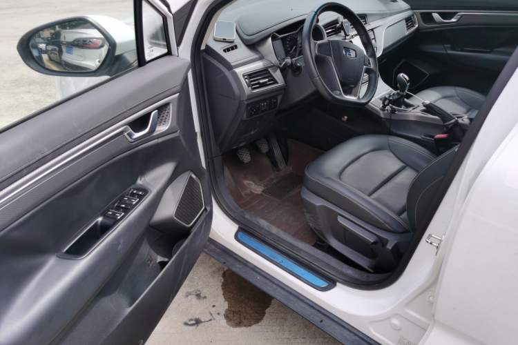 Used Geely Auto Emgrand GS 2016 Elegant Edition 1.3T Manual LingShang Model Driver Seat