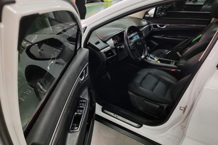 Used Geely Auto Emgrand GS 2016 Sport Edition 1.3T Automatic LingShang Model Driver Seat