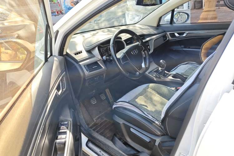 Used Geely Auto Emgrand GS 2016 Sports Edition 1.8L Manual LingShang Model Driver Seat