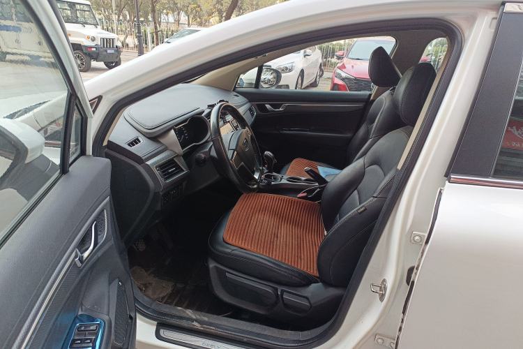 Used Geely Auto Emgrand GS 2016 Elegant Edition 1.8L Manual LingShang Model Driver Seat