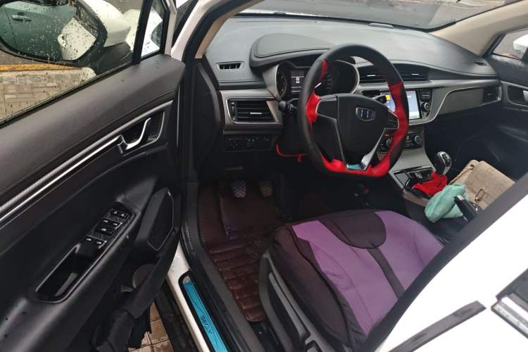 Used Geely Auto Emgrand GS 2016 Elegant Edition 1.3T Manual LingShang Model Driver Seat